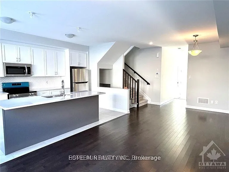 87 Little Lake Ln — Photo 2