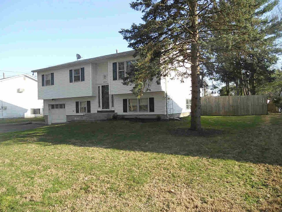 13 Robin Rd, Poughkeepsie, NY 12601 Zillow