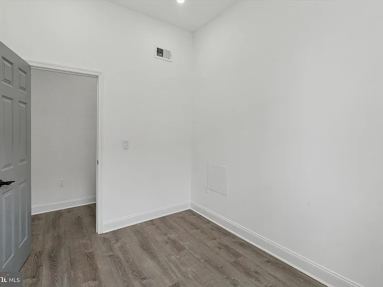 1625 S 22nd St #2 — Photo 9