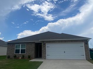 16403 Natchez Dr, Moundville, AL 35474