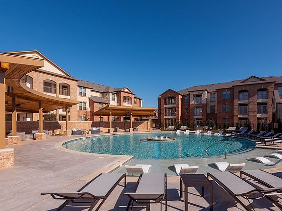 Spend the day by our retreat pool with sundeck and private cabanas.