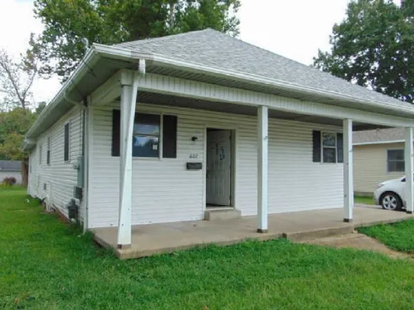 807 E 9th St, Johnston City, IL 62951