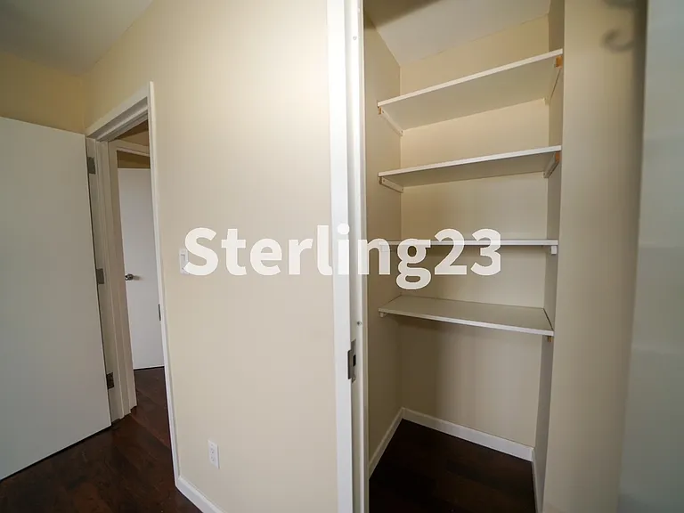 45 Hinckley Pl #5I — Photo 13