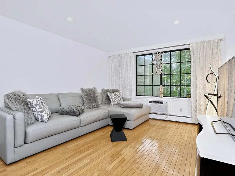 1519 Faulkner Ct — Photo 12