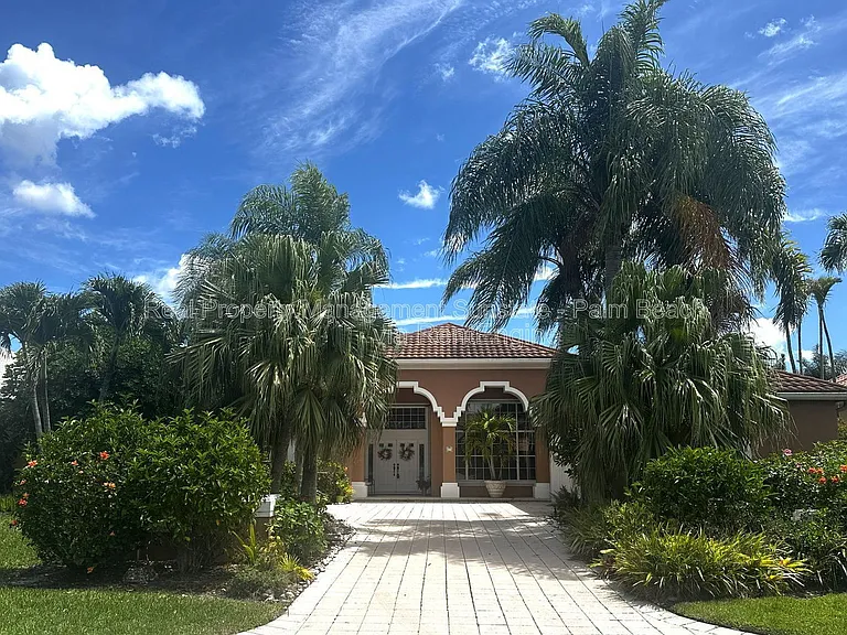 71 Cayman Pl — Photo 2