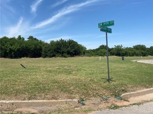 1905 Mulberry Creek Cir, Yukon, OK 73099