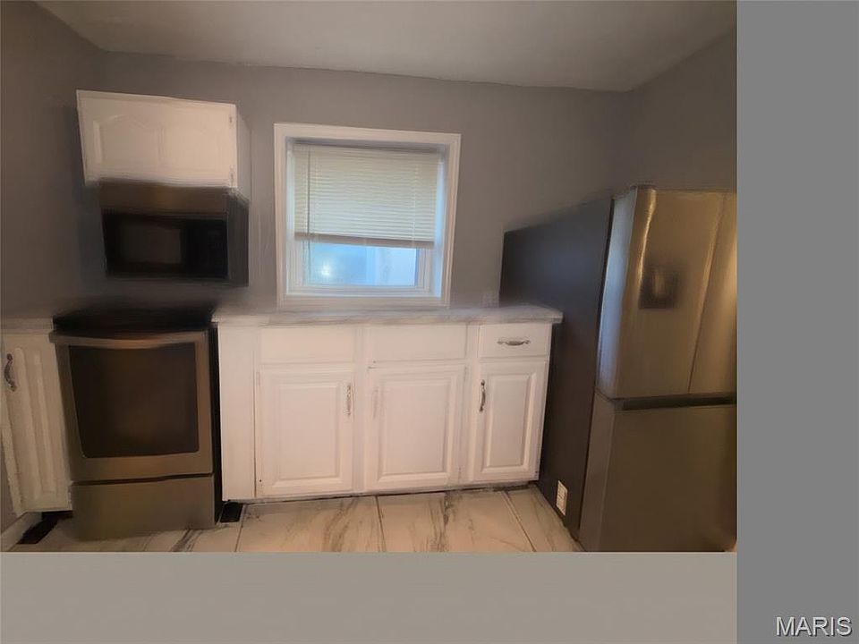 10th image of 4604 June Ave