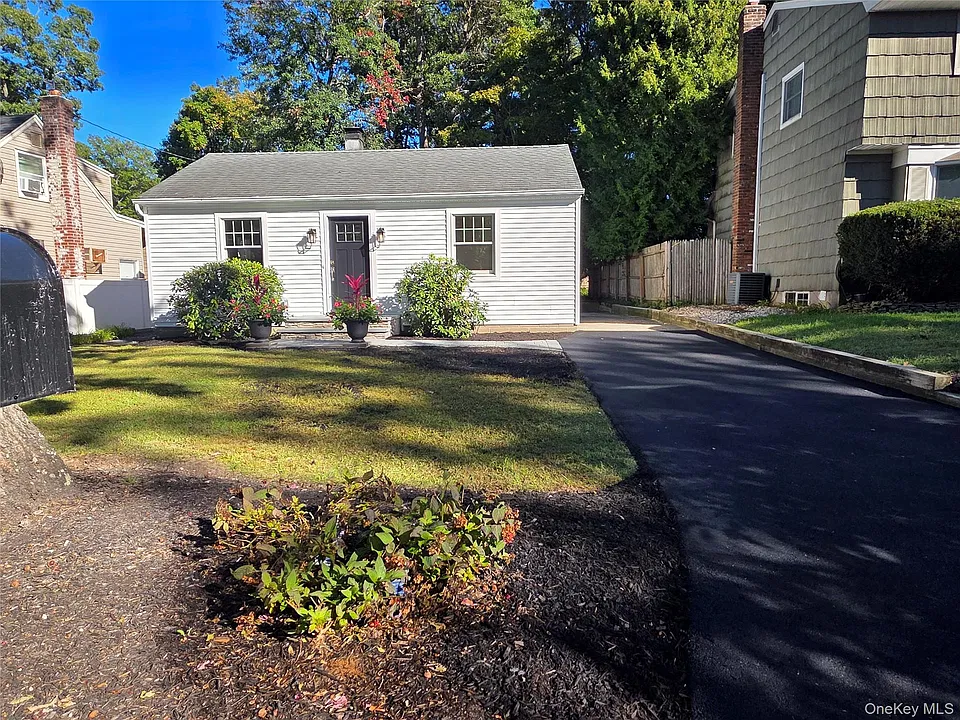 192 Iceland Dr
