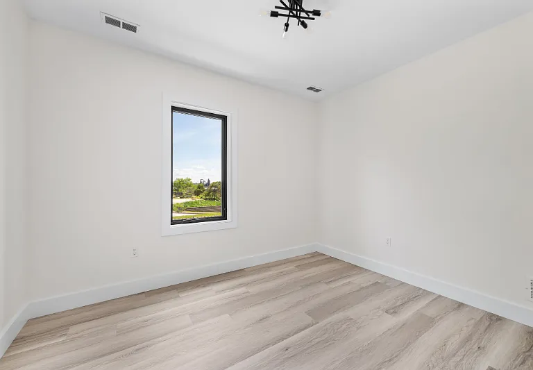 1295 Holmden Ave #2 — Photo 10