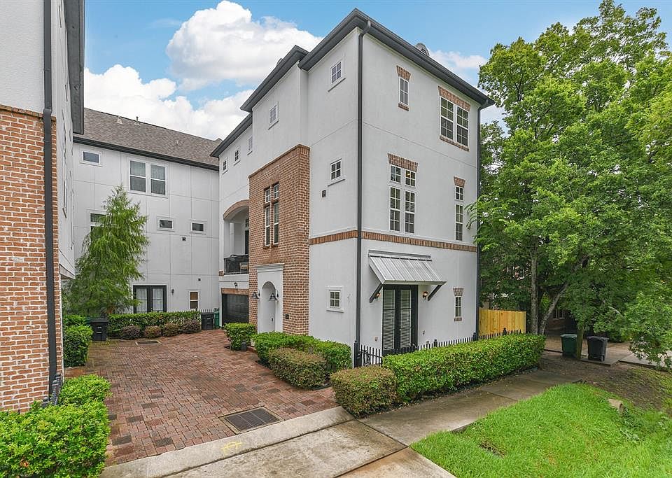 Welcome to this beautiful 3-story home located in Cottage Grove!