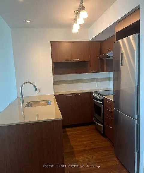 320 Tweedsmuir Ave #2005 — Photo 11