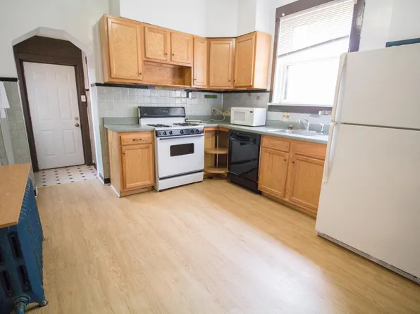 352 S Bouquet St APT 1, Pittsburgh, PA 15213