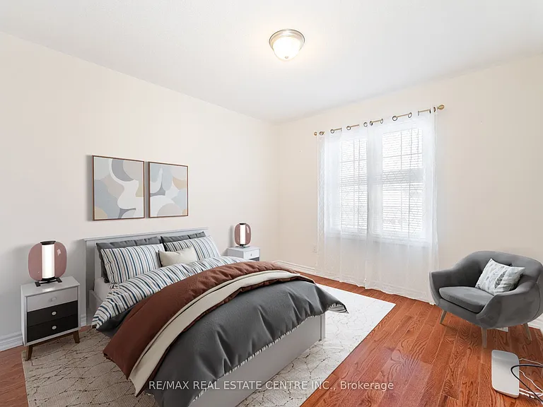 11 Yately St — Photo 19