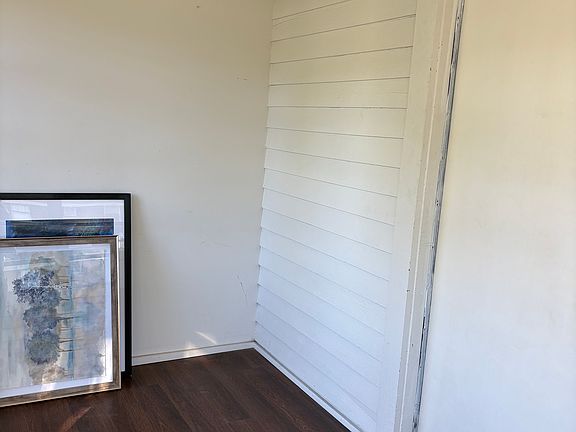 2nd image of 308 Low St #2