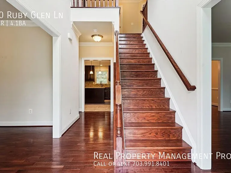 70 Ruby Glen Ln — Photo 7