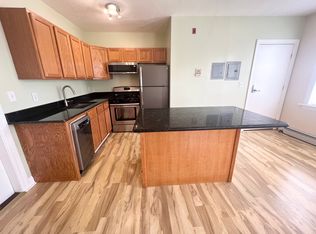 83 America St #2R, Providence, RI 02903