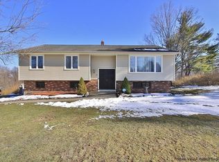 468 Ridge Rd, Campbell Hall, NY 10916