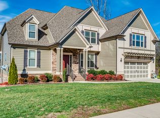 7669 Peppertree Dr, Ooltewah, TN 37363