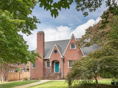 268 N Hawthorne Rd, Winston Salem, NC, 27104