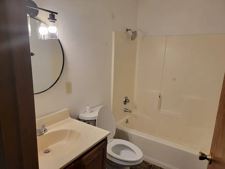 3185 E Main St #5 — Photo 14