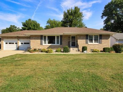 513 E Pearl St, Geneseo, IL, 61254