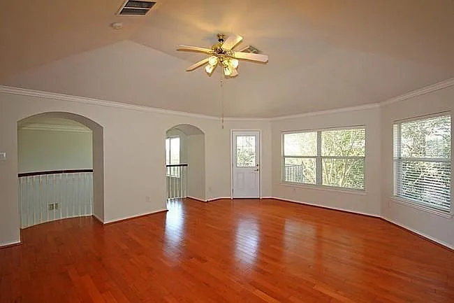 3018 Ravensport Dr — Photo 15