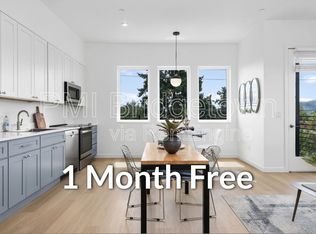 1525 N Humboldt St APT 302, Portland, OR 97217