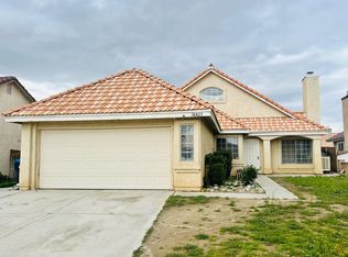 36823 Hillcrest Dr, Palmdale, CA 93552