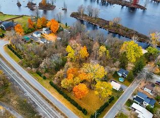 24 Washington St, Potsdam, NY 13676