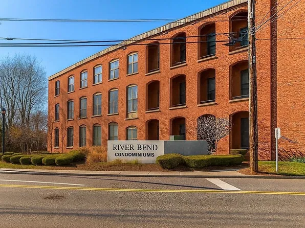 96 Old Colony Ave #268, Taunton, MA 02780