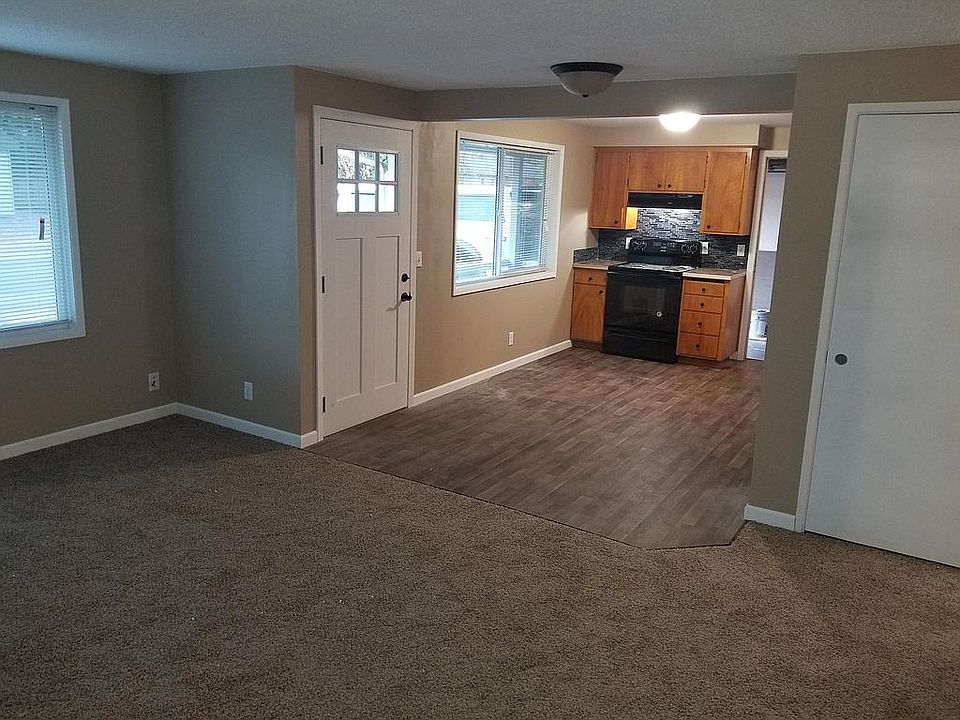 2nd image of 3960 Crown Ave