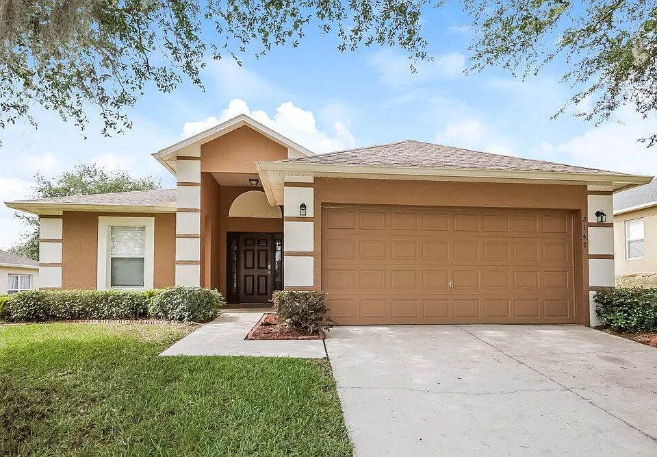 2147 Sandridge Cir