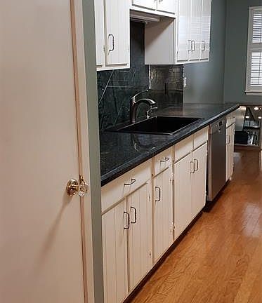 5th image of 2323 Augusta Dr APT 38