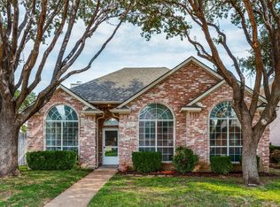 1712 Bel Air Dr, Carrollton, TX 75007