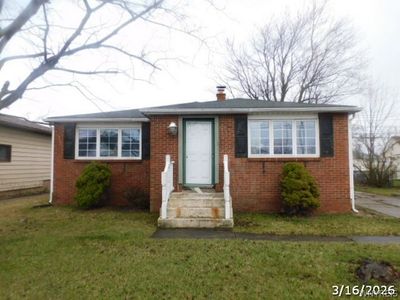1370 George Urban Blvd, Cheektowaga, NY, 14225