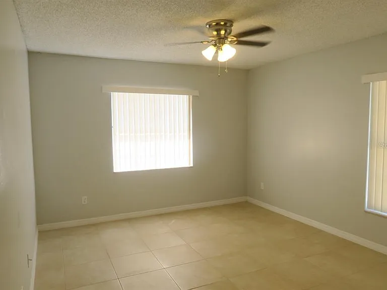 1513 Sophie Blvd — Photo 8