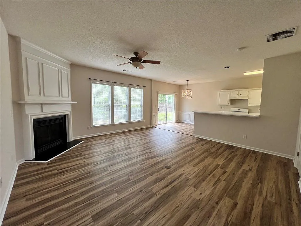 Building Photo - 3593 Gainesway Ct