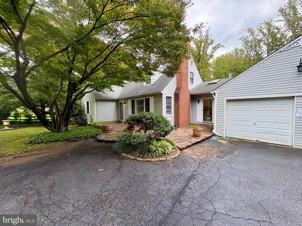 1433 Providence Rd, Towson, MD 21286