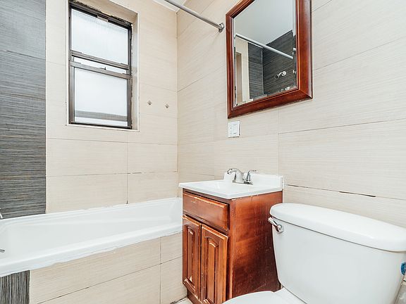 3rd image of 142 Scholes St APT 9B