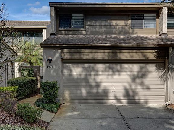 3rd image of 1406 Fair Oaks Pl