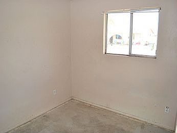 2nd image of 5523 W La Reata Ave