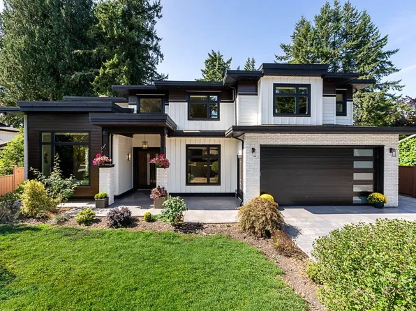 4113 207th St, Langley, BC V3A 2E2