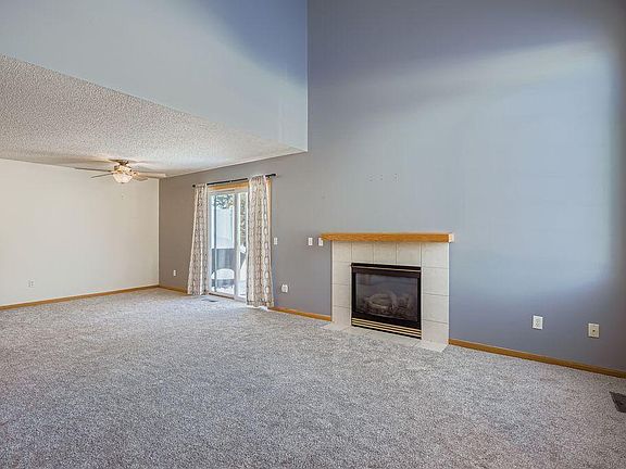 5th image of 10948 181st Ln NW