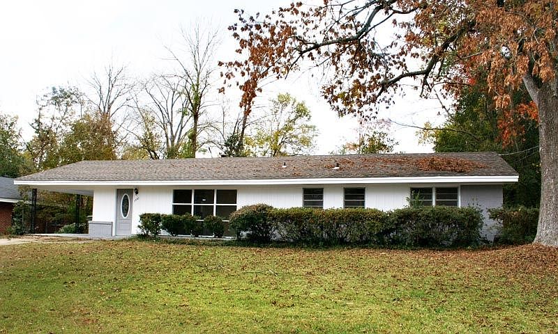 1st image of 1420 Rosewood Dr