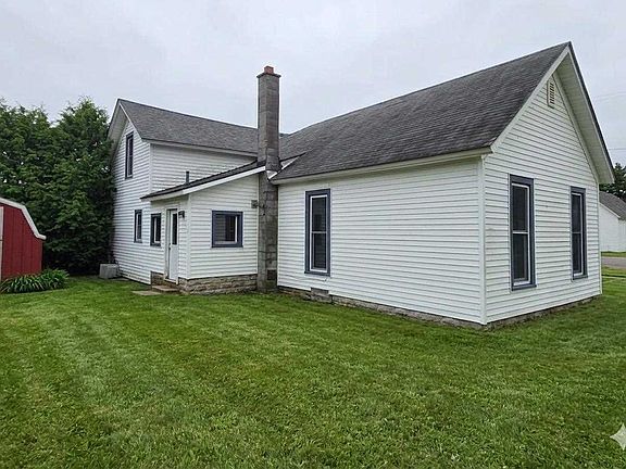 2nd image of 8899 Main St