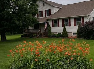 18 Oneil Rd, West Chazy, NY 12992