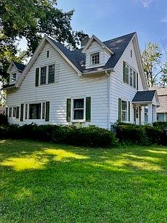 1st image of 702 Chandler St