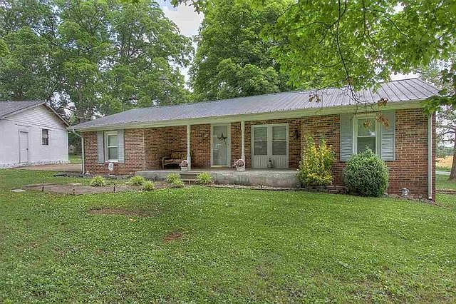 1st image of 373 Stone Ln