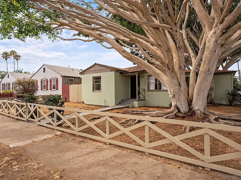 1537 Sunset Cliffs Blvd — Photo 31