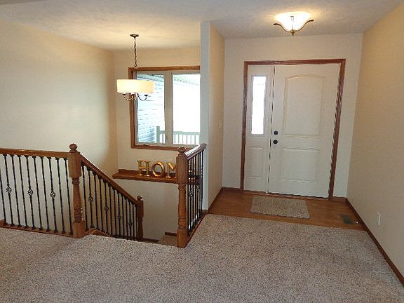 4th image of 1717 Summerfield Ave